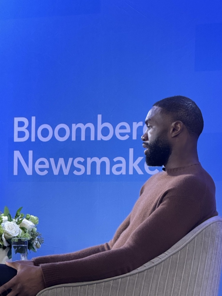 开云体育app-拒绝五千万球鞋代言？杰伦·布朗：于我而言 有些东西比钱更重要